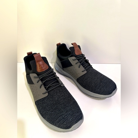 Skechers Other - Skechers Delson 3.0 Cicada Slip-On Sneaker men. NWT size 9